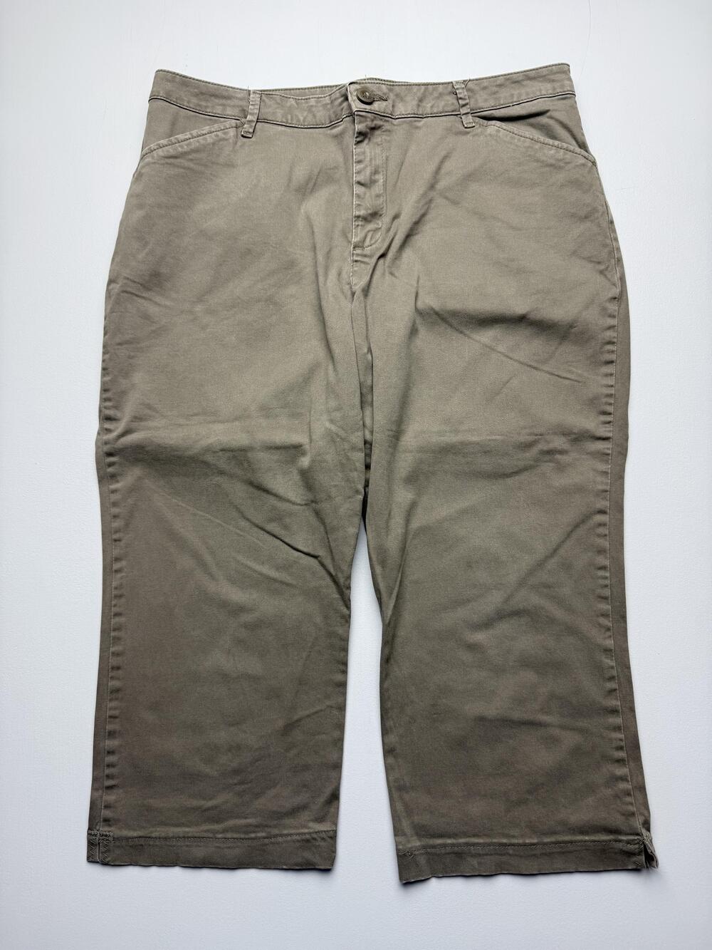 Lee Capri Pants Womens 12 Beige Twill Relaxed Fit Straight Leg Stretch Casual